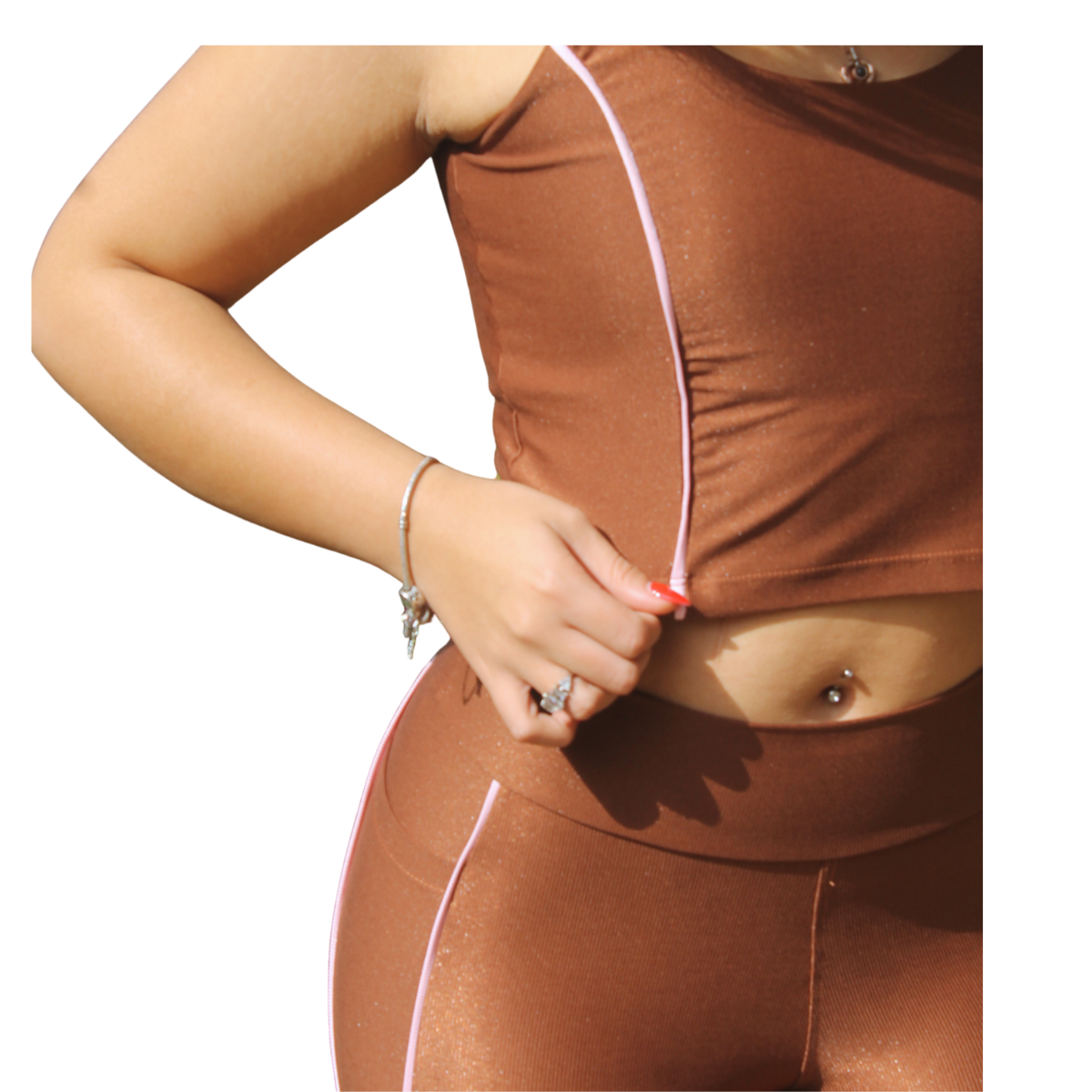 Cropped Suzy Contour | Eleva