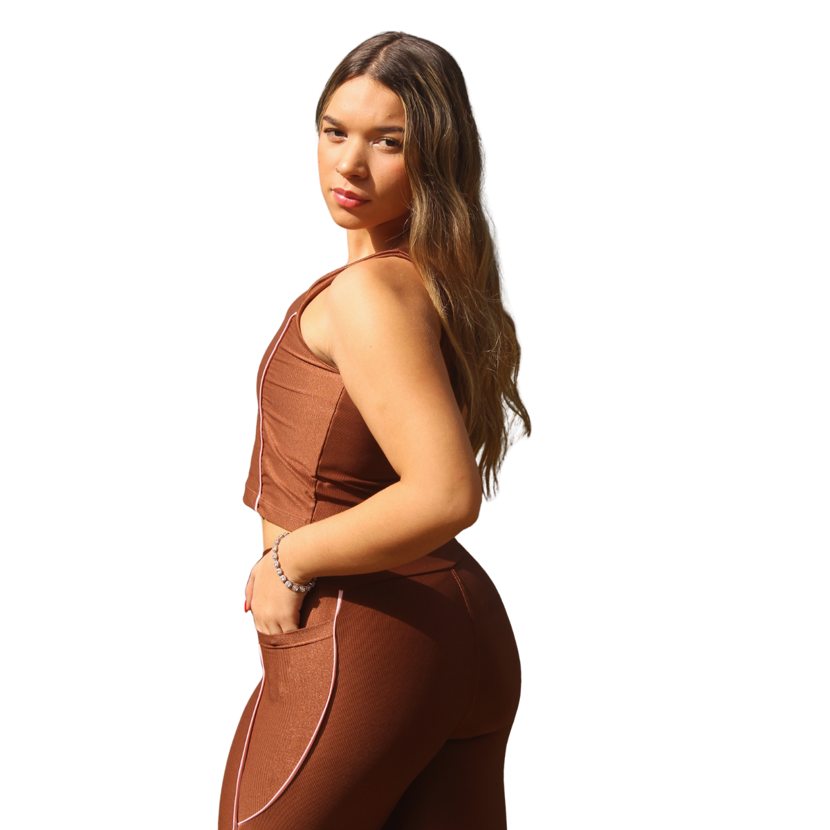 Cropped Suzy Contour | Eleva